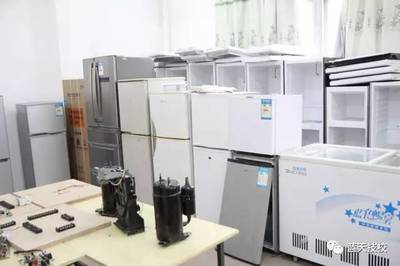 廣州市藍天技工學校制冷設備運用與維修中技班 打造安裝、維護與銷售一體化的專業人才